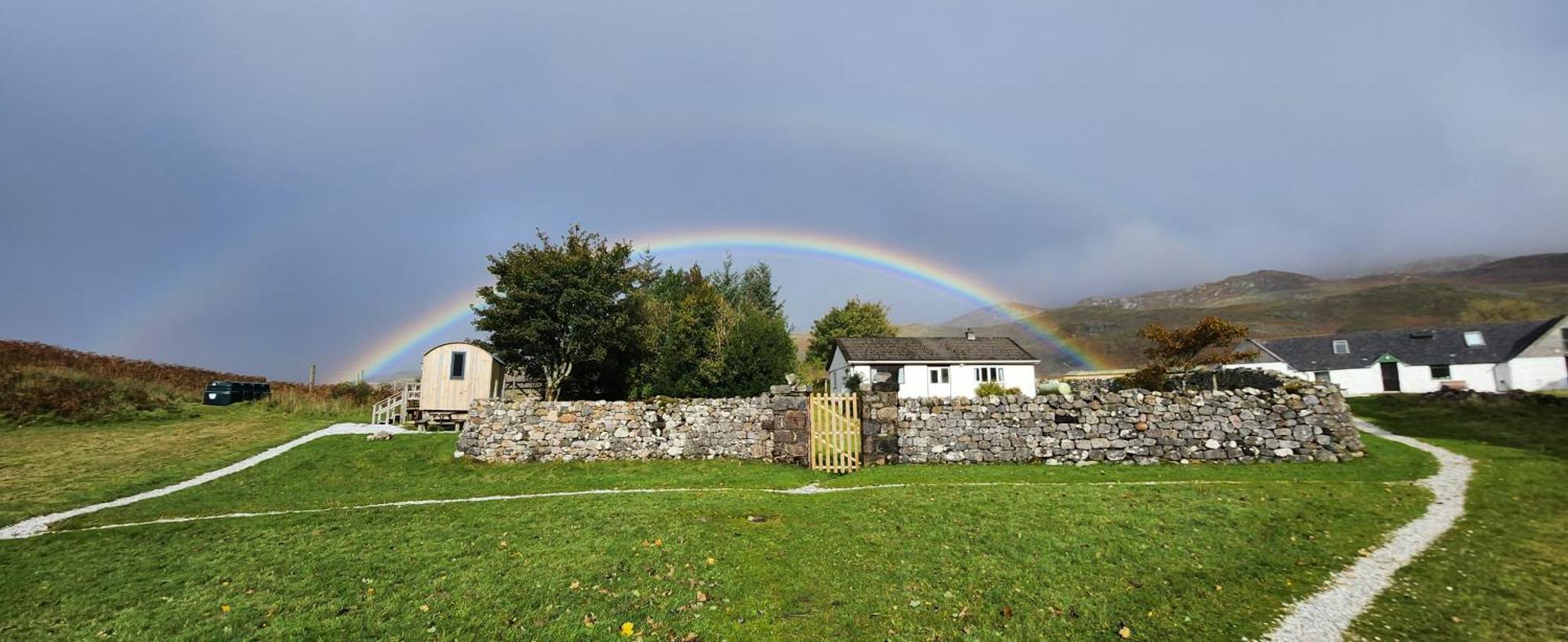 Inchnadamph Explorers Lodge Esterno foto